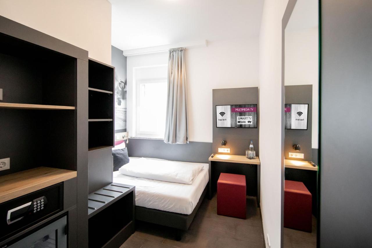 Loft Am Ring Hotel Кельн Екстер'єр фото